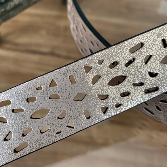 Reversible Belt - Picture 4 of 6